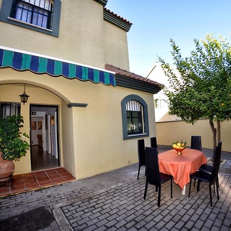 Wonderstays Chalet El Naranjo Seville Exterior photo