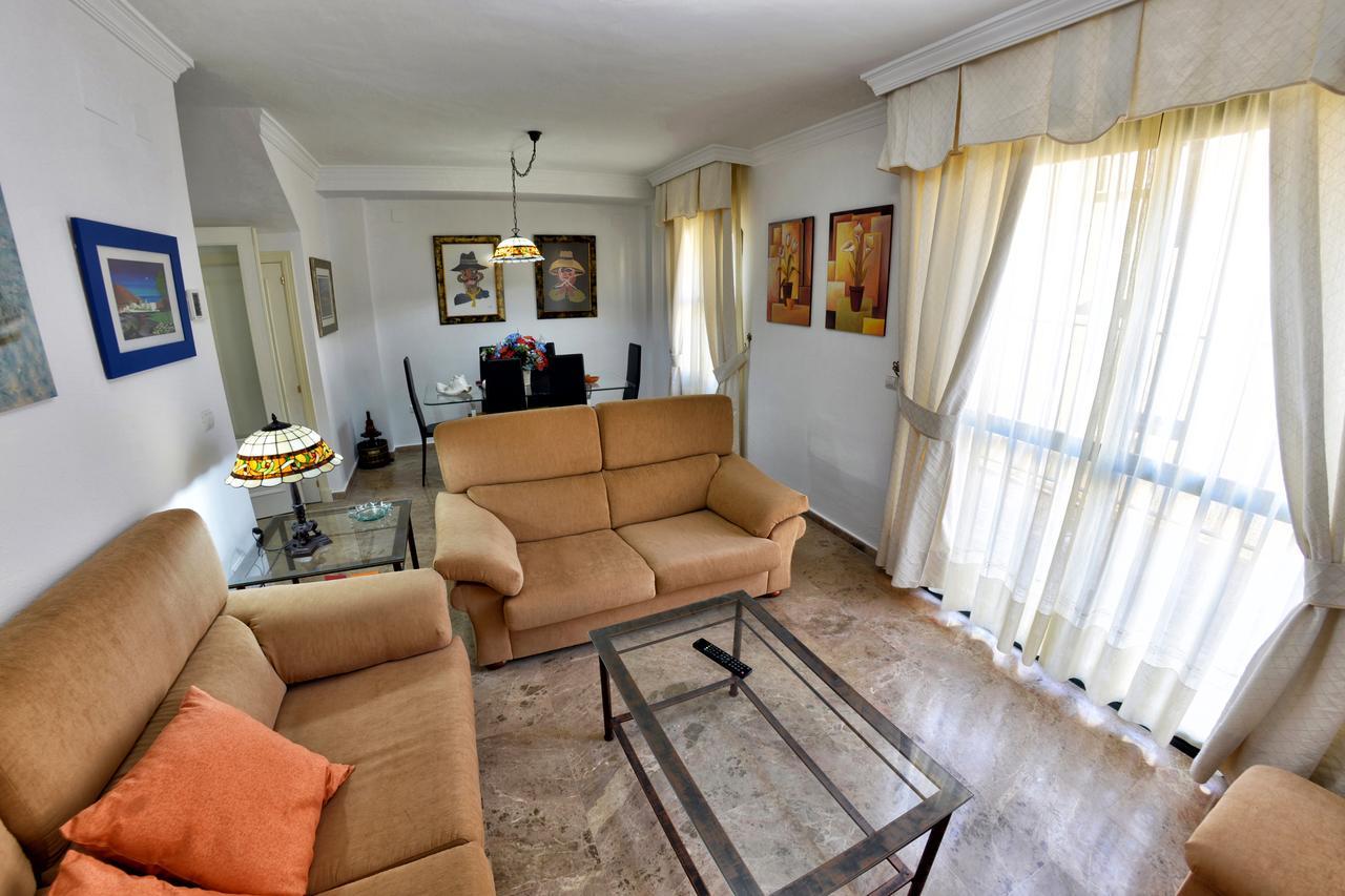 Wonderstays Chalet El Naranjo Seville Exterior photo